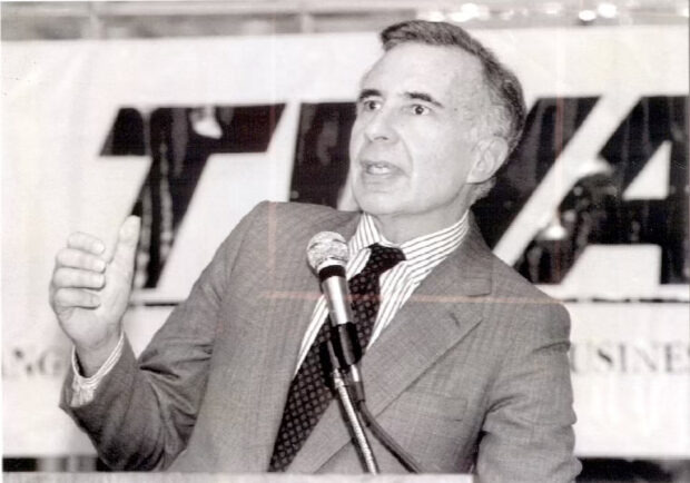 carl-icahn_2-620x434